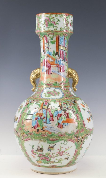 Chinese Rose Mandarin Porcelain Vase