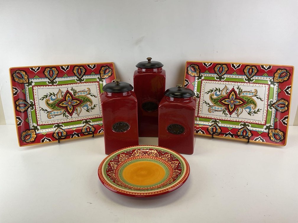 Canisters and Decoratives