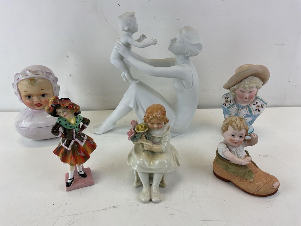 Porcelain Decoratives