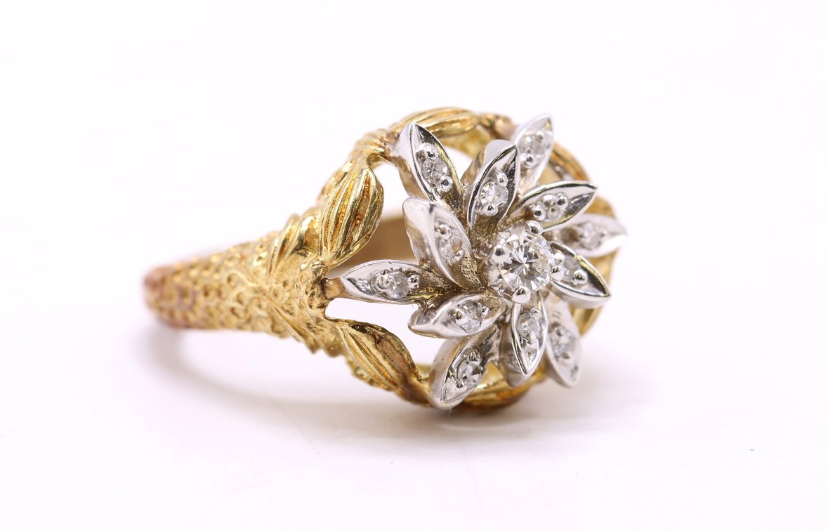 14k YG Diamond Ring
