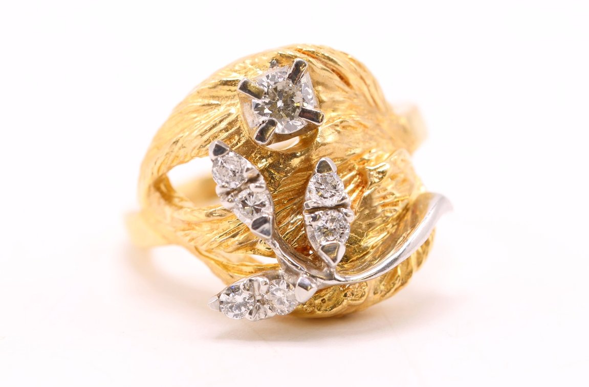 14k YG Diamond Ring
