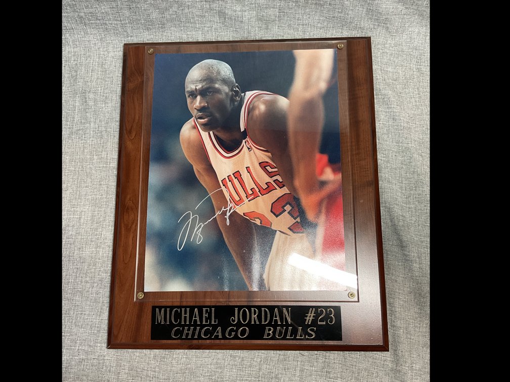 Michael Jordan Chicago Bulls Autographed Plaque