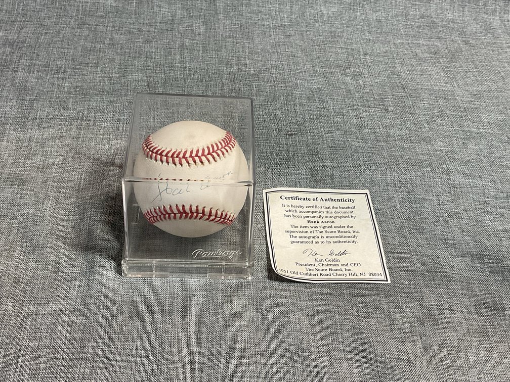 Official National League Baseball Signed by Hank Aaron