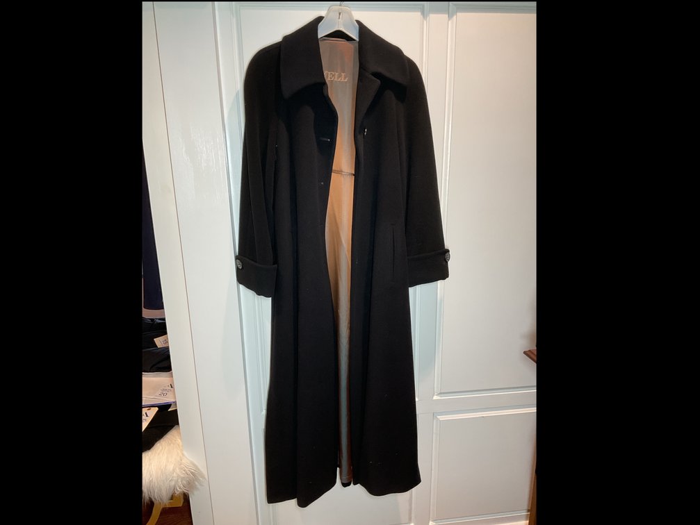 YELL Wool Full-Length Coat with Silk Lining