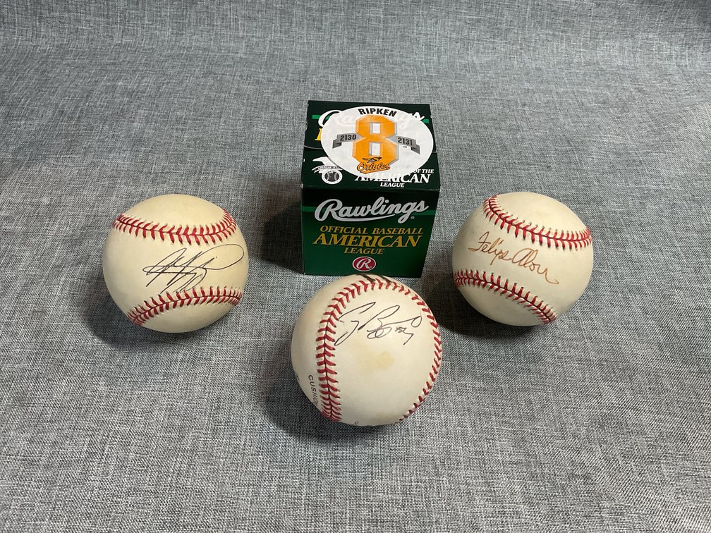 Rawlings Official National and American League Baseballs