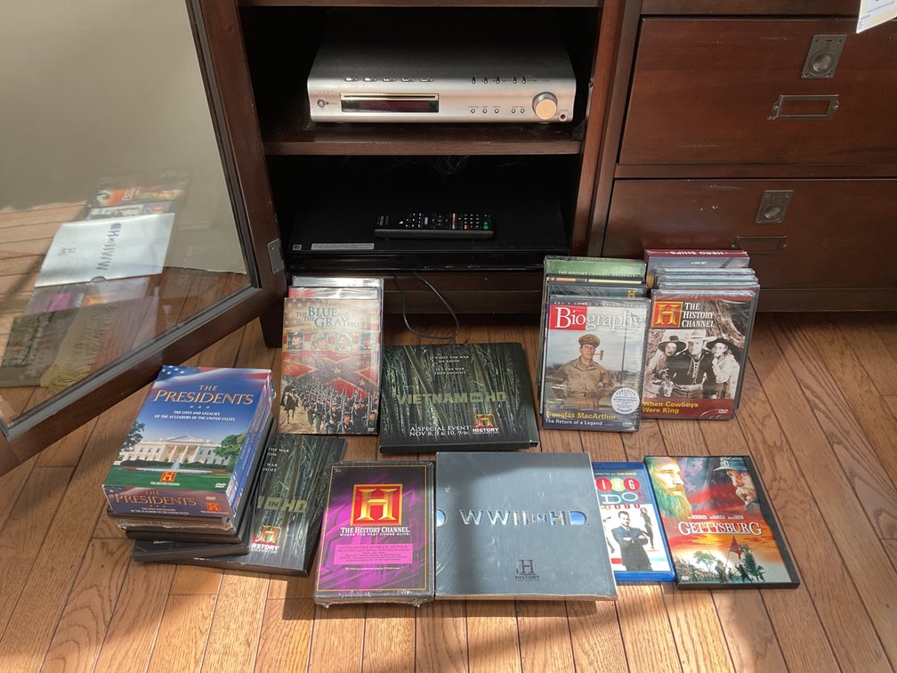 Sony DAV-C770 Amplifier and BDP-S370 Blu-Ray Player with History Channel DVDs