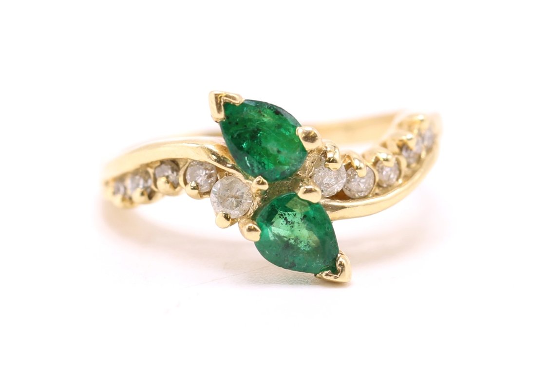 14k YG Emerald and Diamond Ring