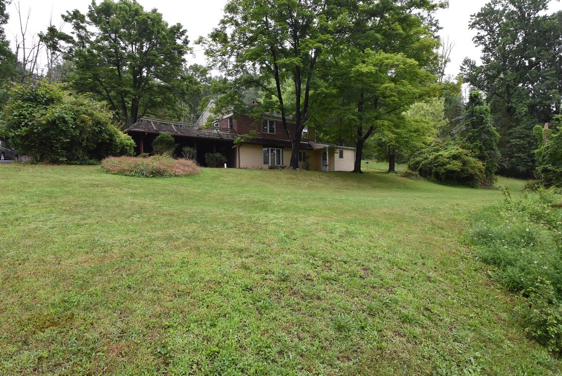 Image for Sold! Real Estate For Auction | 890 Eichele Rd., Perkiomenville, PA 18074 | July 15, 2025 at 4:00 PM