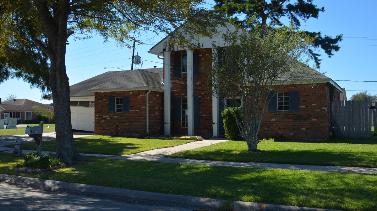 3836 Hillcrest Drive, Marrero, LA 70072