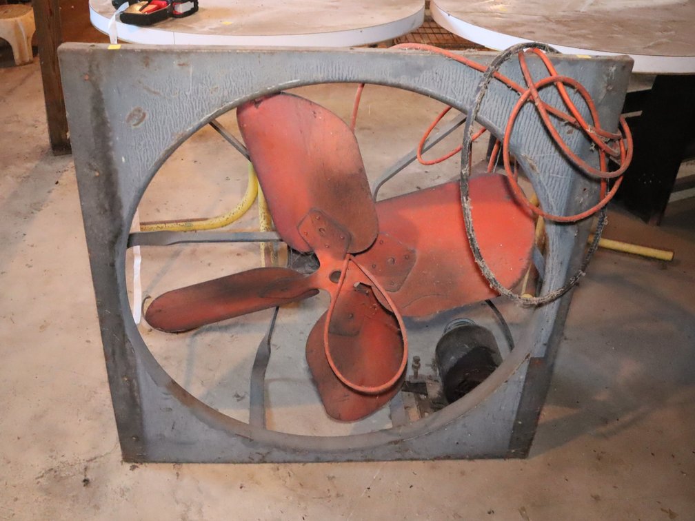 30” Attic Fan