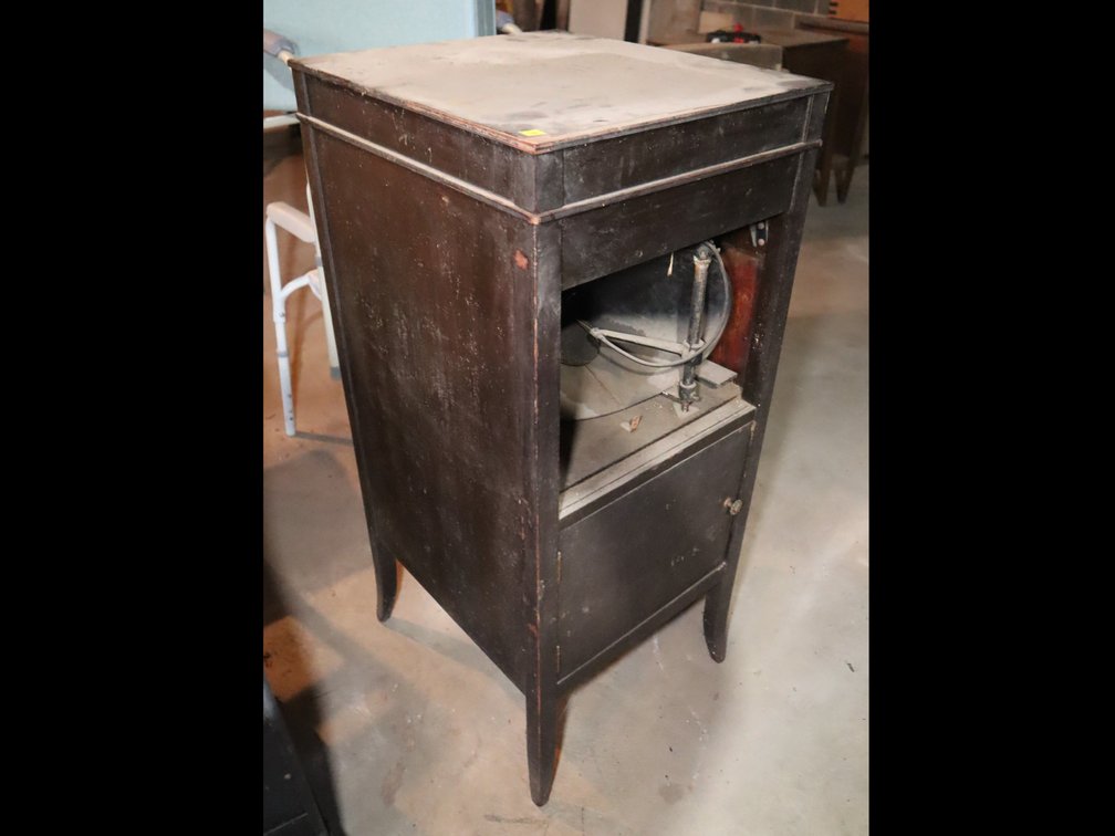Antique Edison Wind-Up Phonograph Cabinet