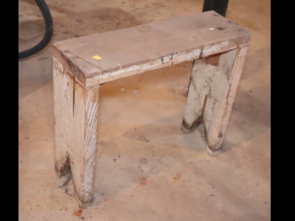 Wooden Work Bench