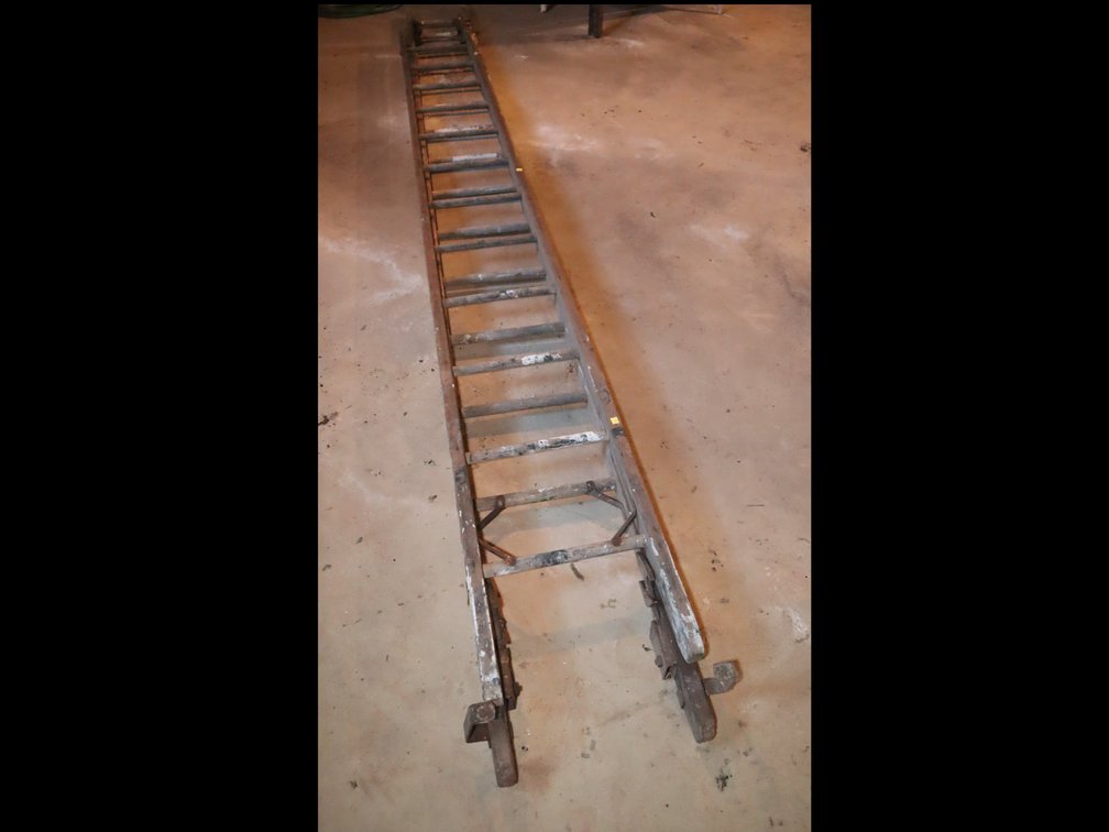 20' Wooden Extension Ladder