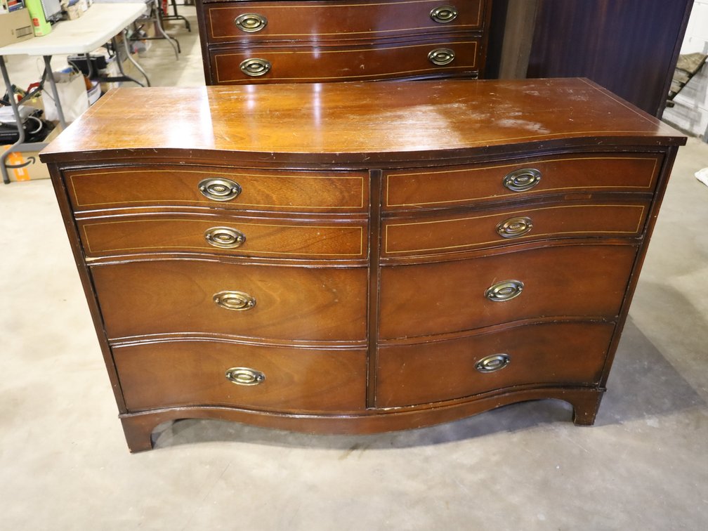 Bassett Mahogany Bedroom Furniture