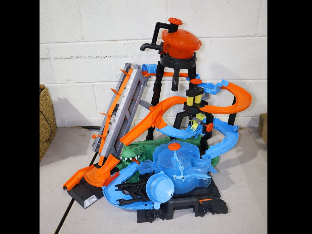 Kids' Toy Vehicles & Playset
