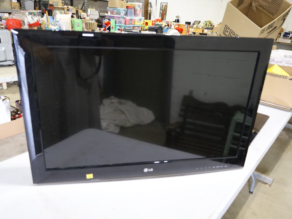 LG Flat Screen Television