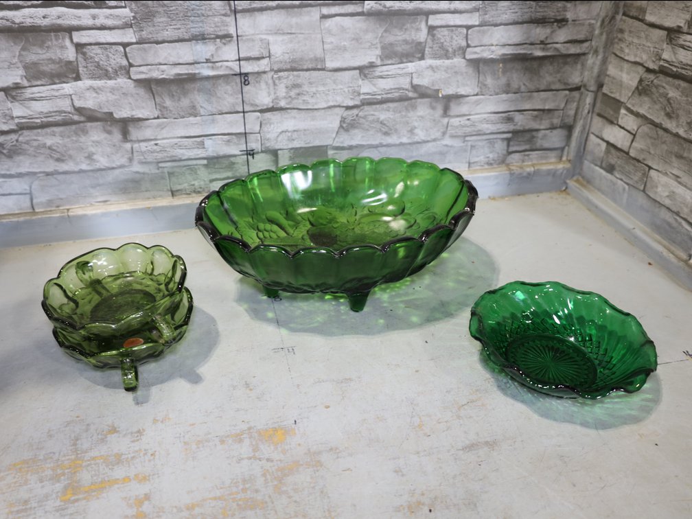 Green Art Glass Collection