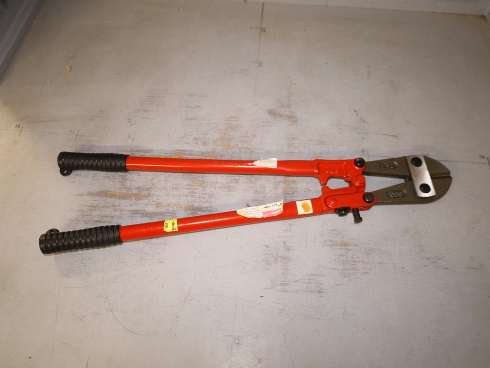 Great Neck 24" Bolt Cutter