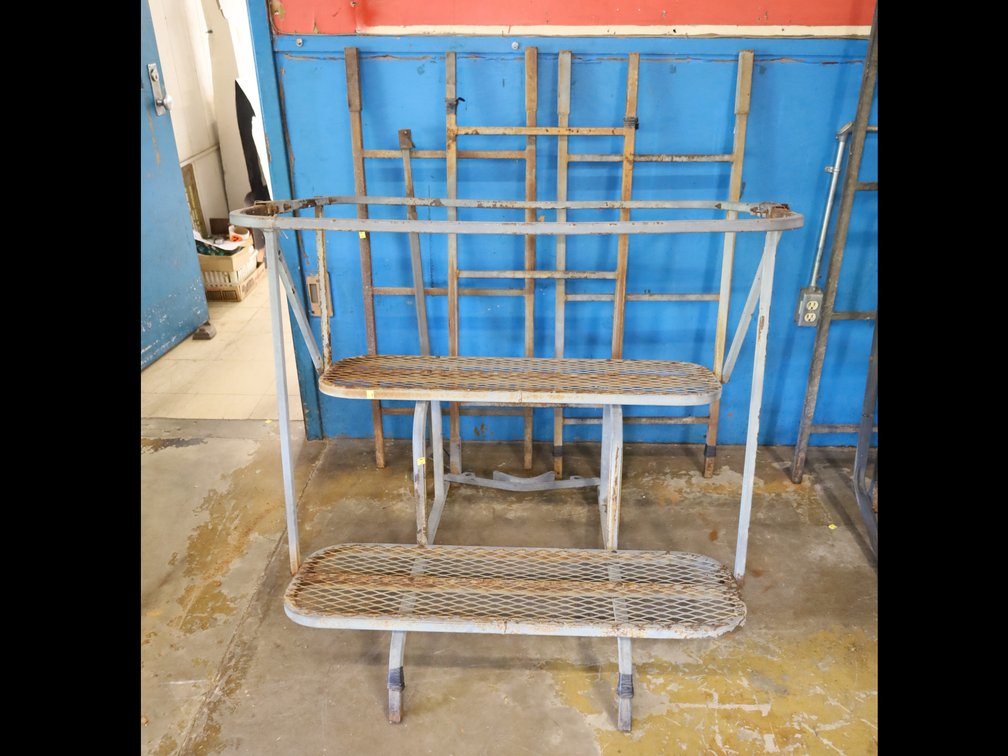 2-Person Ladder Deer Stand