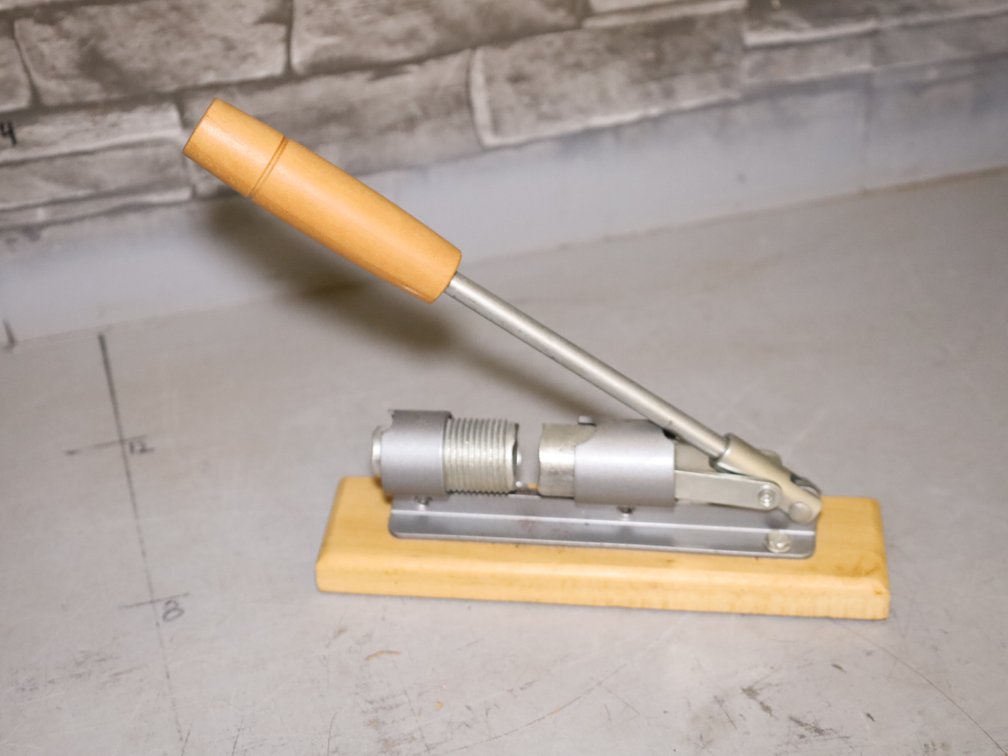 Pampered Chef Spatulas, Nut Cracker & More