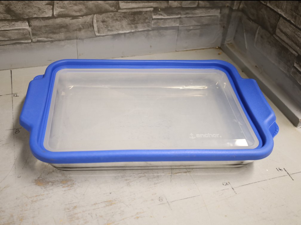 Anchor Hocking Glass Baking Dish w/ Lid
