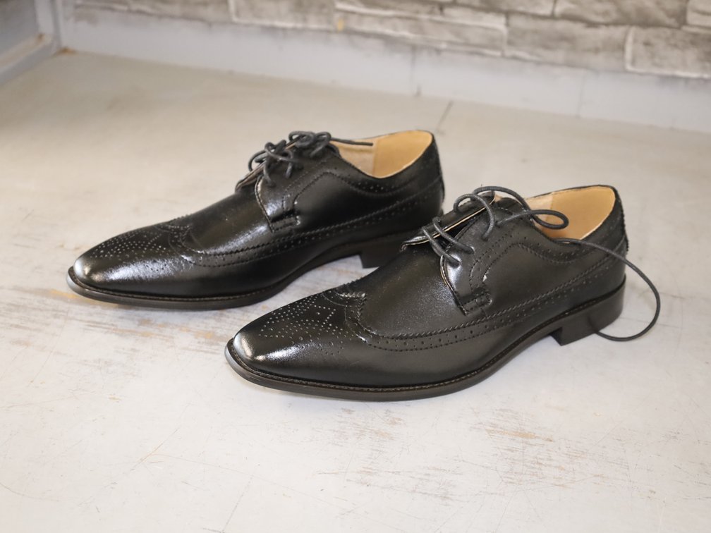 Men's Black Leather Wingtip Dress Shoes