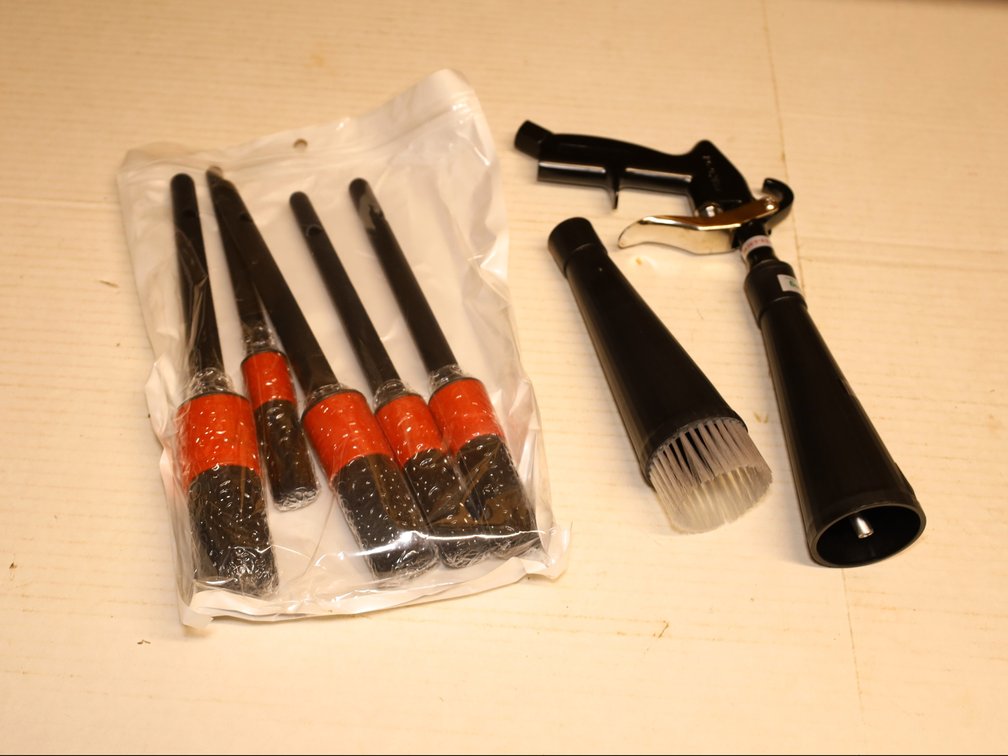 Car Care Brushes & Air Cleaning Nozzle