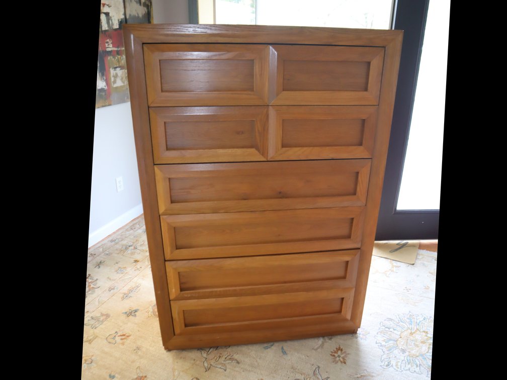 Thomasville Chest of Drawers - complements lot #1016