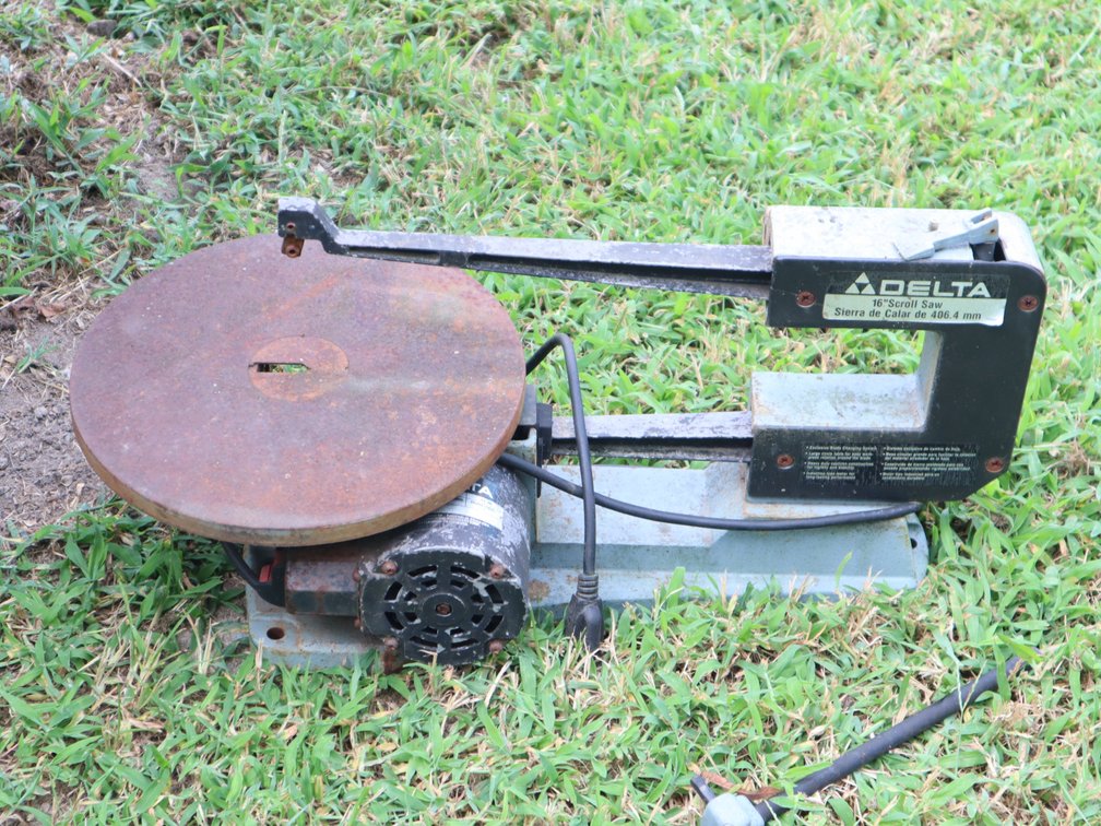 Delta 16" Scroll Saw