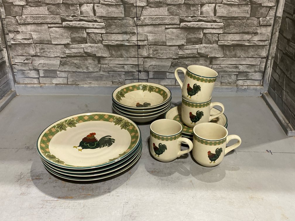 Vintage “Rooster Morn” Dinnerware set