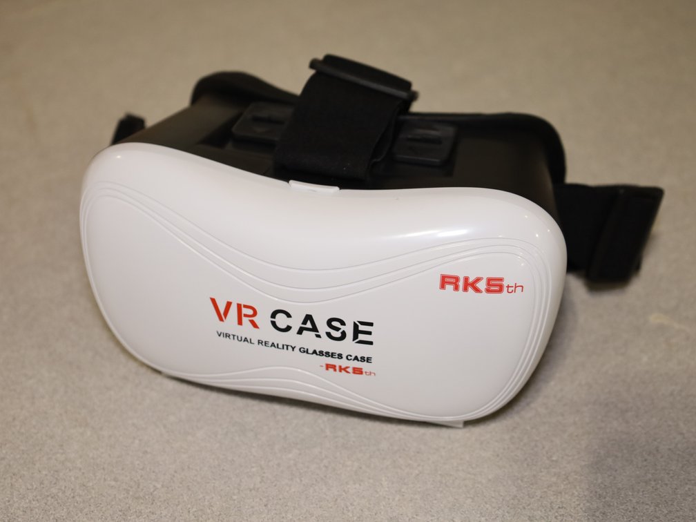 Boxed VR Case Virtual Reality Headset