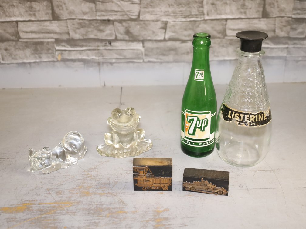 Vintage 7up & Listerine Bottles, Glass Cat & Frog Figurines, & Exxon Printing Blocks