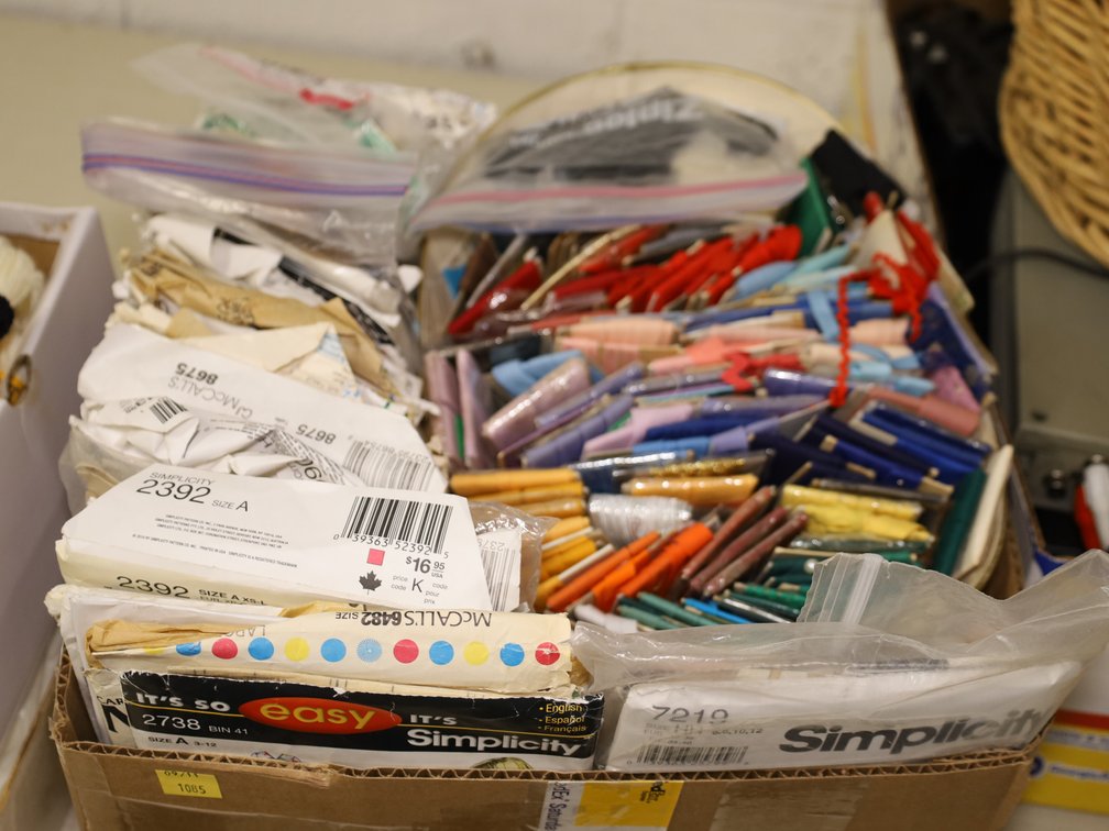 Large Lot of Sewing Supplies (Please See Description)