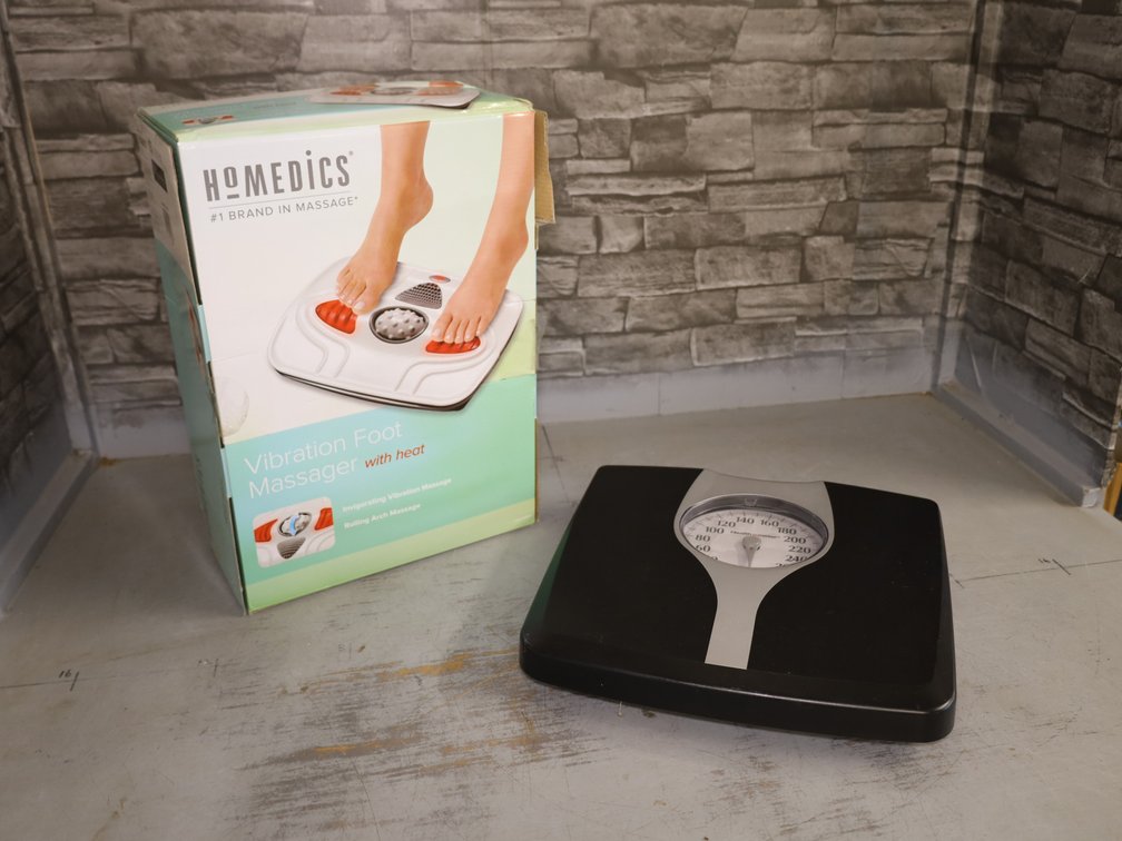 Homedics Vibration Foot Massager (New in Box), Health o' Meter Bathroom Scale...