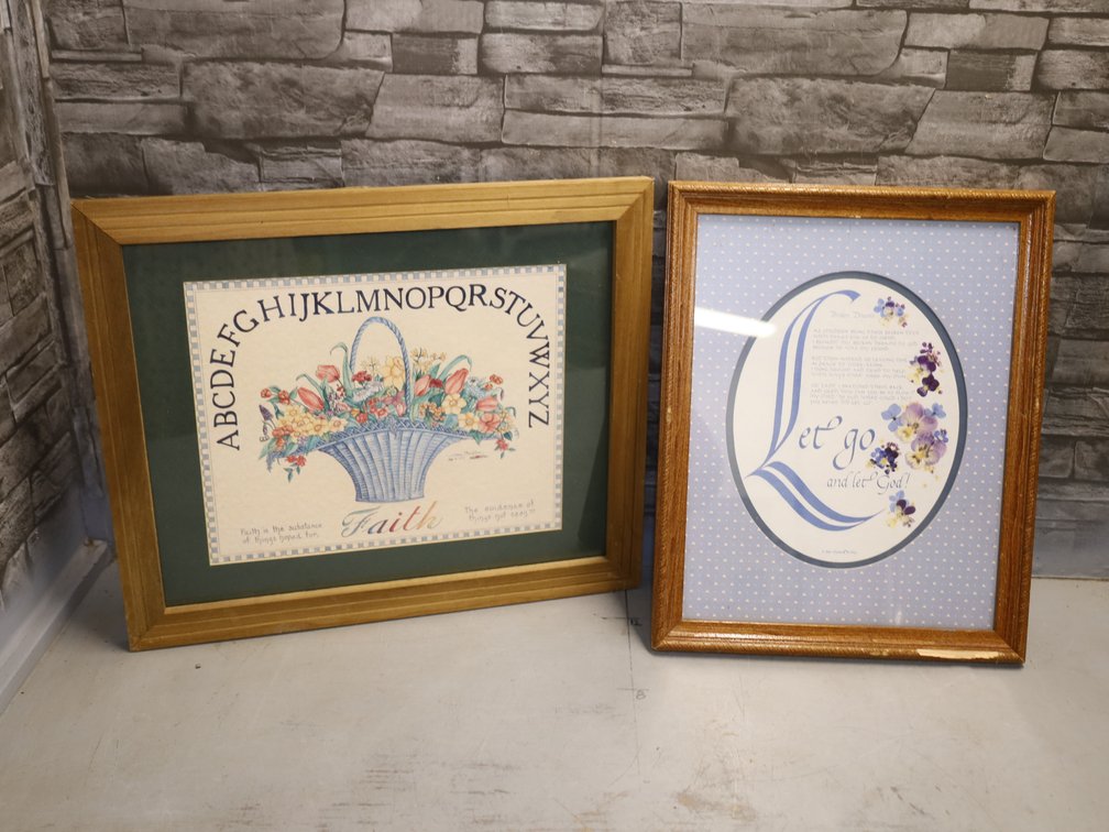 Assorted Prints & Wall Decor (Please See Description)