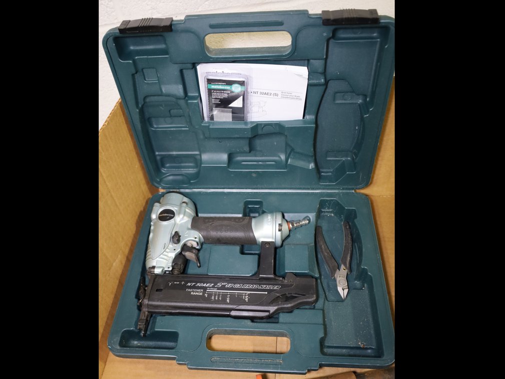 Metabo HPT NT50AE2 18 Gauge Brad Nailer w/ Case & Nippers, Banks Pin Nailer w/ FastenStrong 23 Gauge Pin Nails...