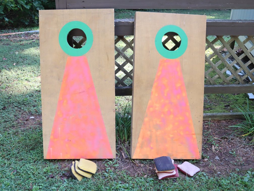 (2) Wood Cornhole Boards w/ Bags
