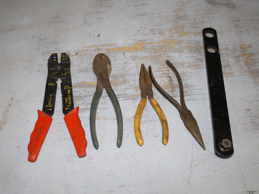 Craftsman & Stanley Screwdrivers, Wire Stripper & Crimper & More!