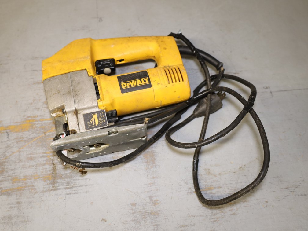 DeWalt Jig Saw, Stanley Sharpshooter Electric Heavy Duty Staple Gun...
