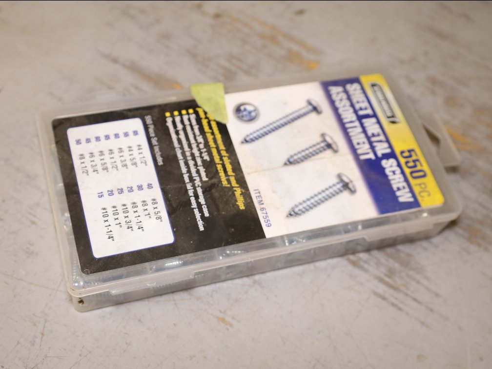 550-Piece Sheet Metal Screw Assortment