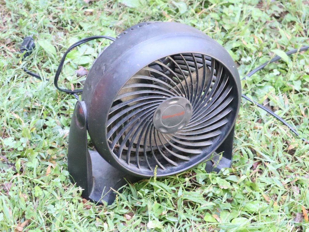 Honeywell Tilting Table Air Circulator Fan