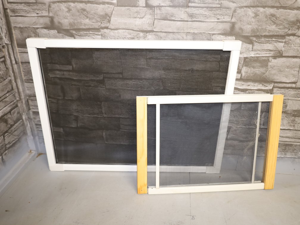 Window Screens Including Adjustable Expandable Screens w/ Wood Ends