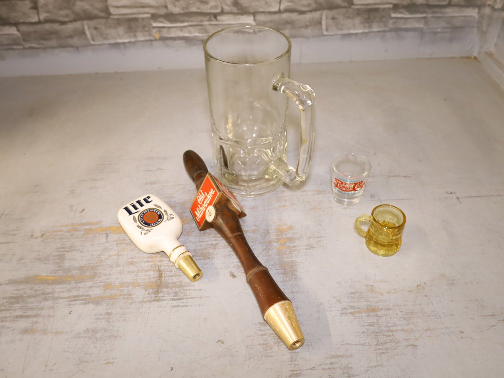Lite & Old Milwaukee Beer Tap Handles, Beer Mug, Pepsi-Cola Shot Glass...