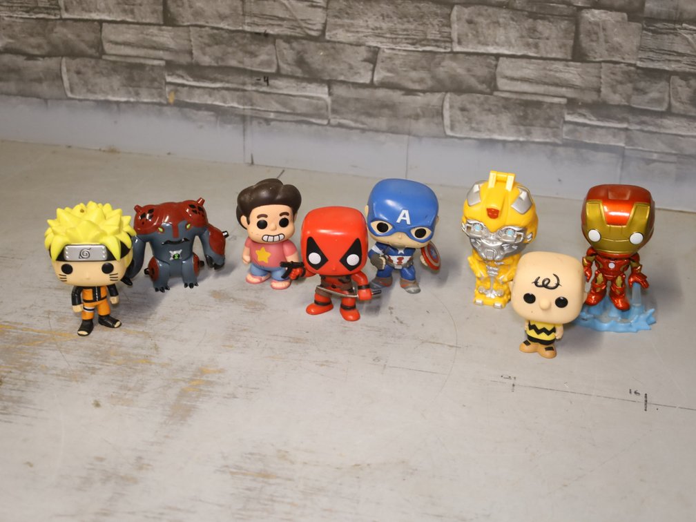 Funko Pop Figures Incl. Naruto, Deadpool, Captain America...