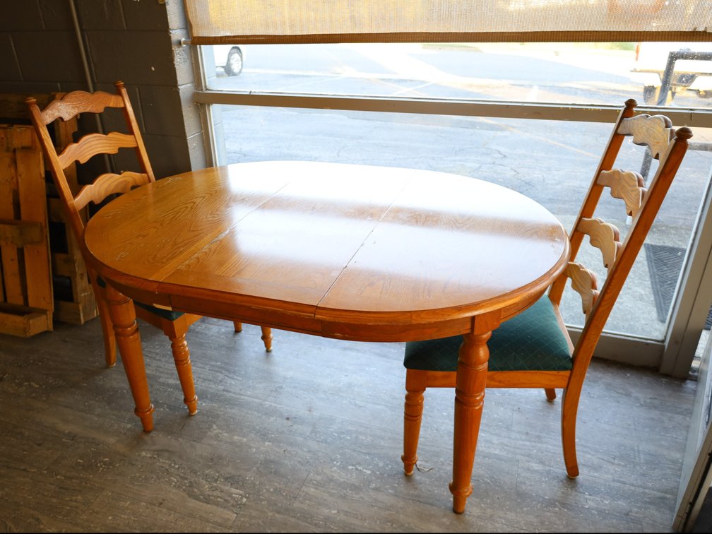 Oval Dining Table w/ Leaf & (2) Ladder Back Chairs