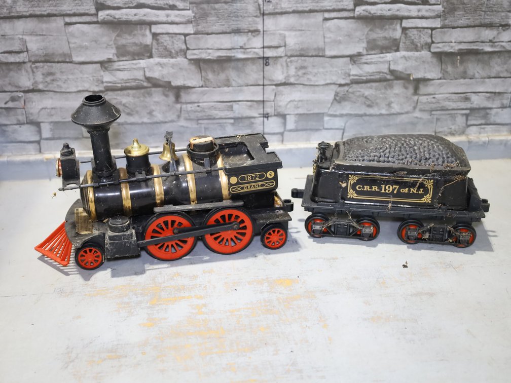 Lot 1046