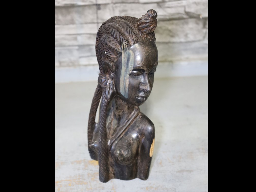 Lot 1065