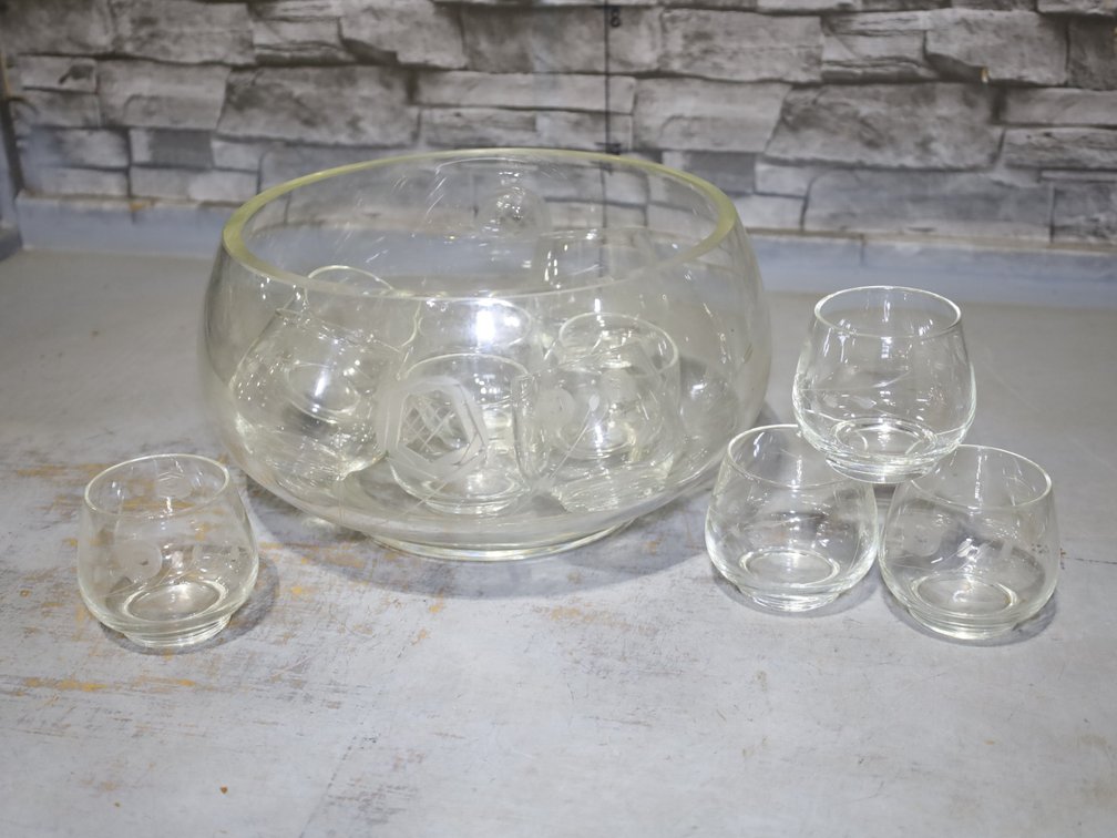 1960's Punch Bowl & 11 Glasses
