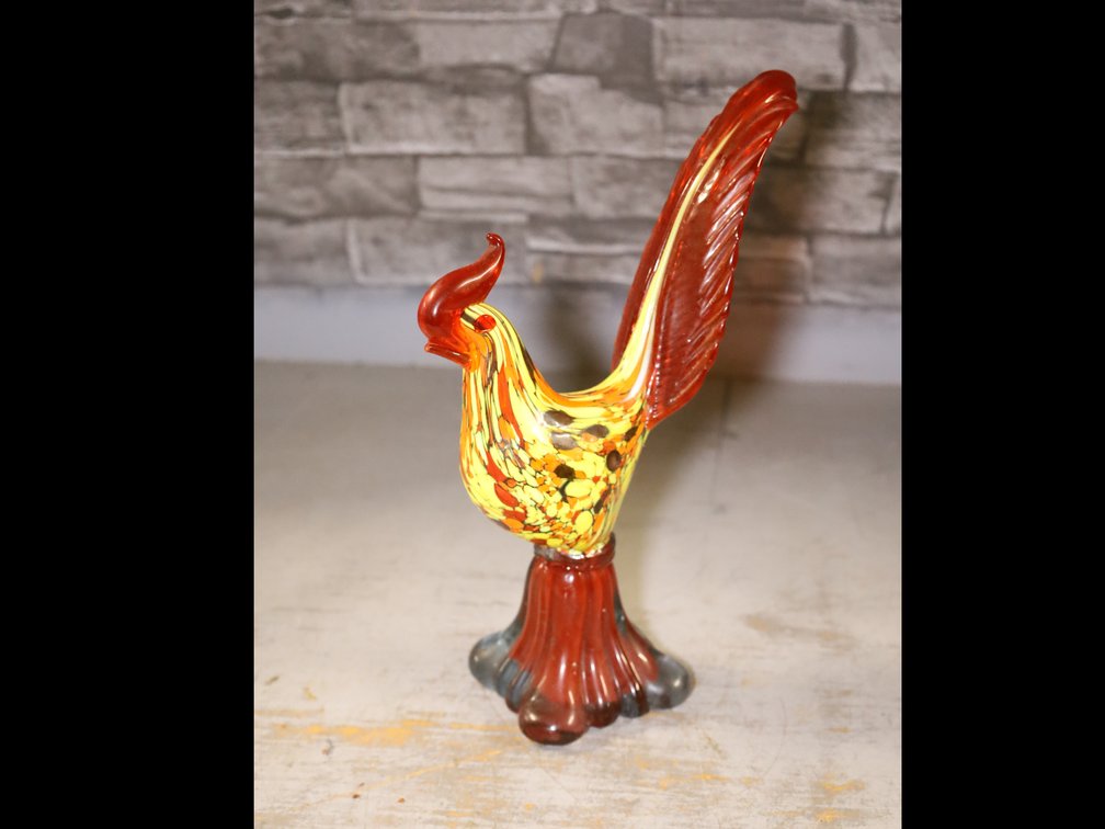 Speckled Art Glass Rooster Figurine w/ Ribbed Tail Feather