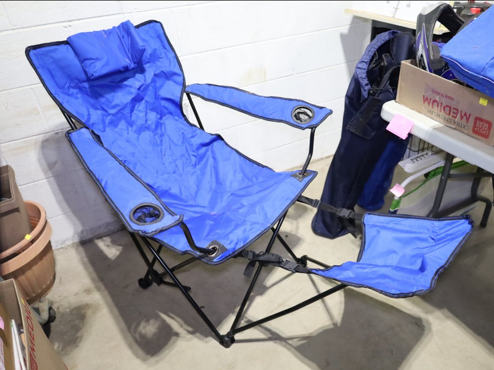 3 collapsible canvas chairs in bags